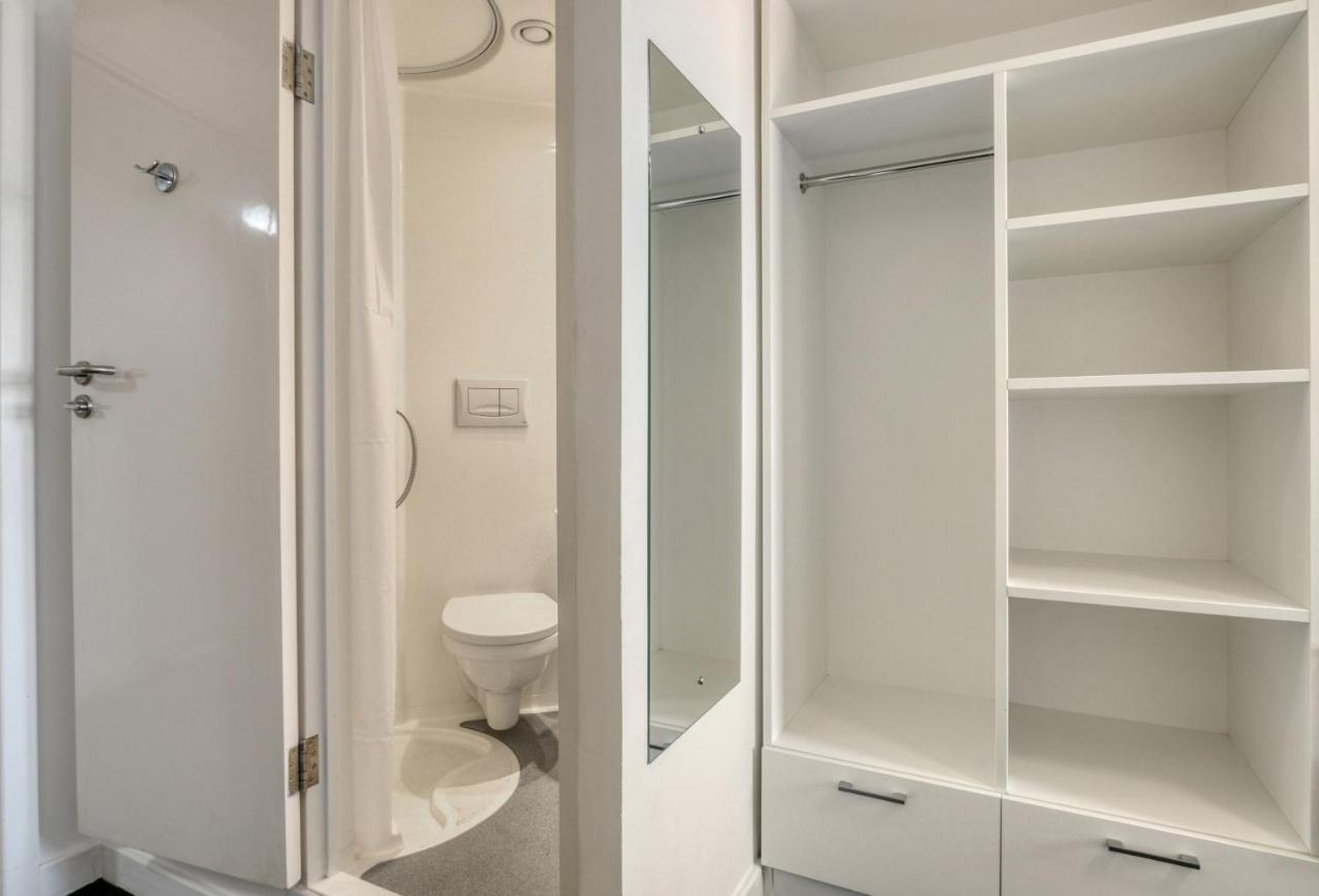 لوتون Bright & Central Room In Luton, Sleeps 2 المظهر الخارجي الصورة
